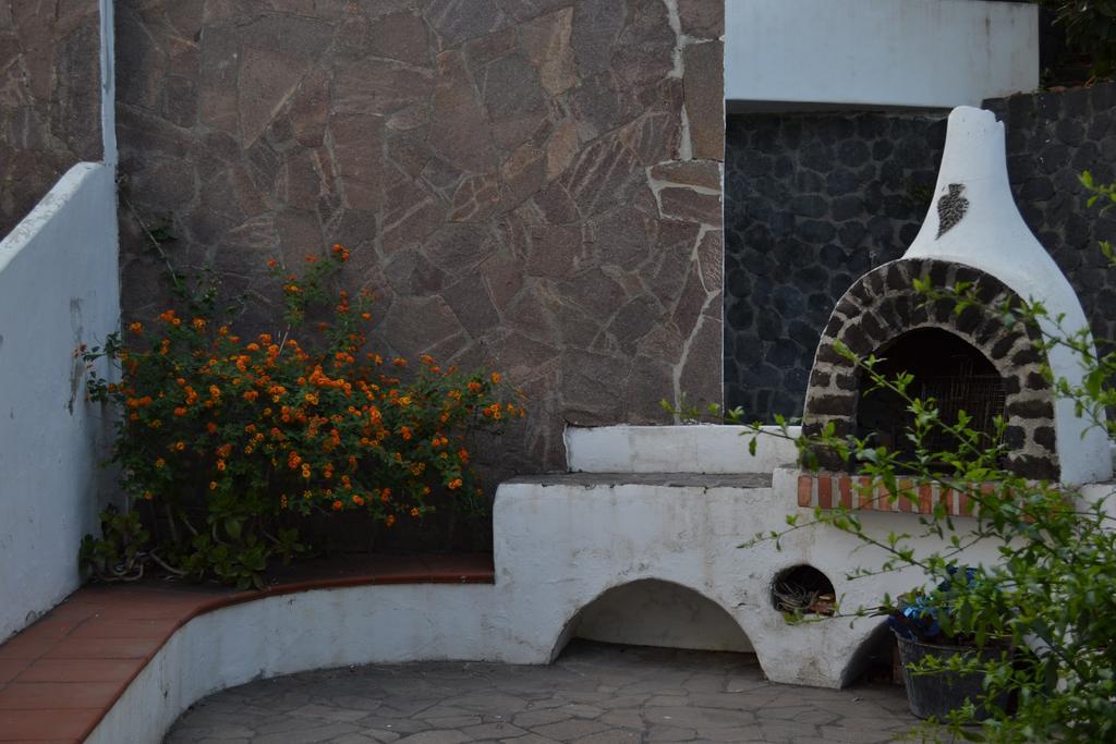 Schicciolina Villa Stromboli Eksteriør billede